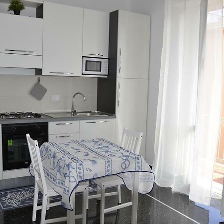 Il Nido Di Quarto Con Park Auto Macchine Piccole Segmento B جنوة المظهر الخارجي الصورة